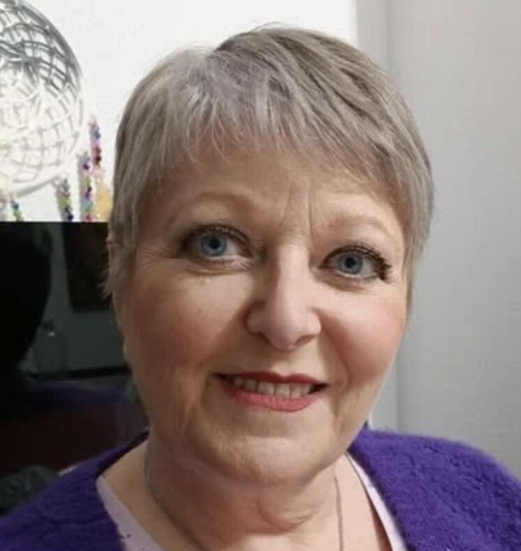 IN YOUR POWER CIC LOGO